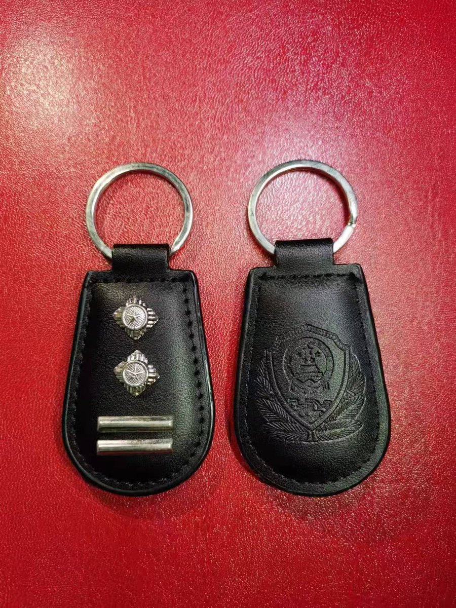 手里还有一部分钥匙扣，清仓捡漏，10元一盒，10盒全国包邮