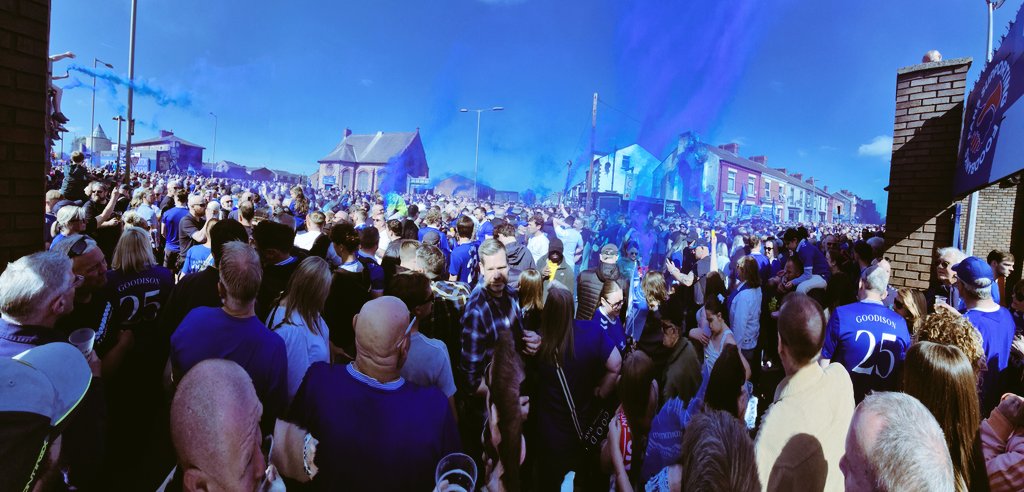 Some day, very emotional, 55 years ago, my dad took me to Goodison, the rest is history, if you know it, you know it #Everton <a href="/Everton/">Everton</a> <a href="/lcabbabeh/">David The Toffee</a> <a href="/billyliar9/">Robert Daniels</a> <a href="/DavefcKelly/">Dave Kelly #RightToFood</a> <a href="/RobSloman/">Rob Sloman</a> <a href="/sheeds16/">Ann Adlington</a>