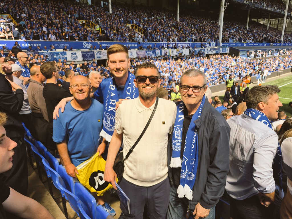 Keith Mullin/TheFarm tweet media