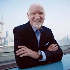 tozdee57's tweet photo. Billionaire #TomHunter again given a platform to air his views, completely impartial of course! Firstly saying that we should be like #Ireland, forgetting that we're no longer in the #EU, & then that we should be like #Singapore, forgetting that Thatcher decimated manufacturing! https://t.co/fMAYv6yECU
