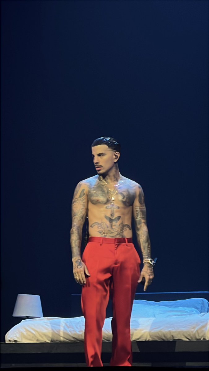 rauw alejandro the man that you are.