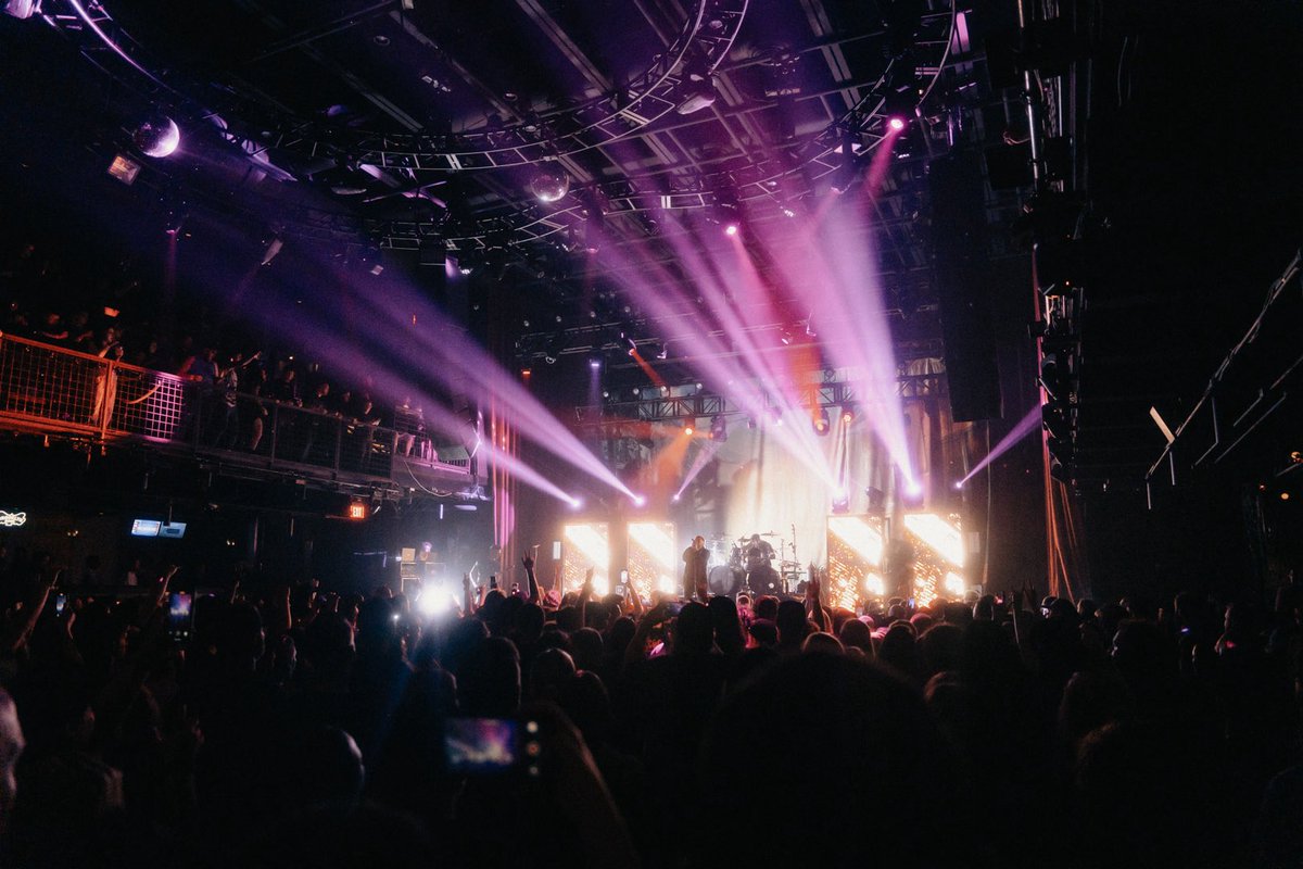 Memphis May Fire (@memphismayfire) on Twitter photo Closing THE SHAPESHIFTER TOUR out at <a href="/RockvilleFest/">Welcome To Rockville</a> tonight… 5:25 on the Inferno Stage 🔥 🔥
📷: <a href="/CaaalebArnaud/">Caleb Arnaud</a> Closing THE SHAPESHIFTER TOUR out at <a href="/RockvilleFest/">Welcome To Rockville</a> tonight… 5:25 on the Inferno Stage 🔥 🔥
📷: <a href="/CaaalebArnaud/">Caleb Arnaud</a>