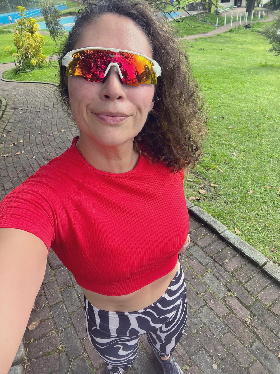 Corro!
Luego existo ❤️
Pensamiento crítico ❤️

#PiensoLuegoExisto #Reflexión #PensamientoCrítico #Autenticidad #ConcienciaPlena #VivirConSentido #SoyMagui #FilosofíaDeVida #ExistirConSentido #MindfulLiving #ThinkThereforeIAm