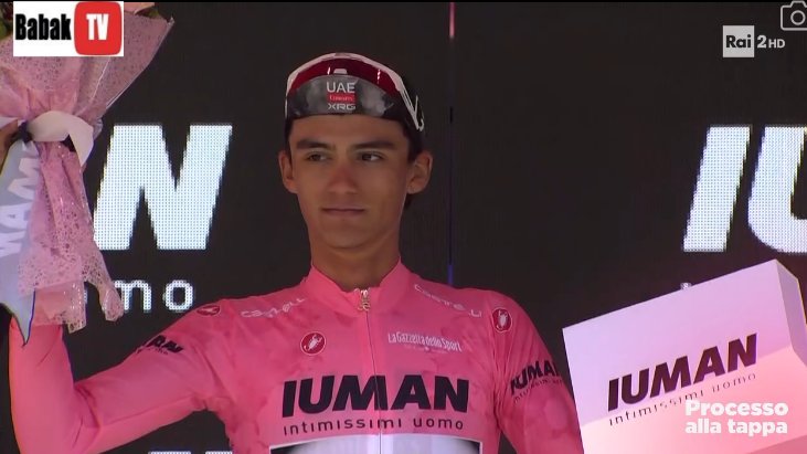 Isaac Del Toro is the new Maglia Rosa, the first ever Mexican rider to lead a Grand Tour. GRANDE TORITO! 🩷🇲🇽
#GirodItalia