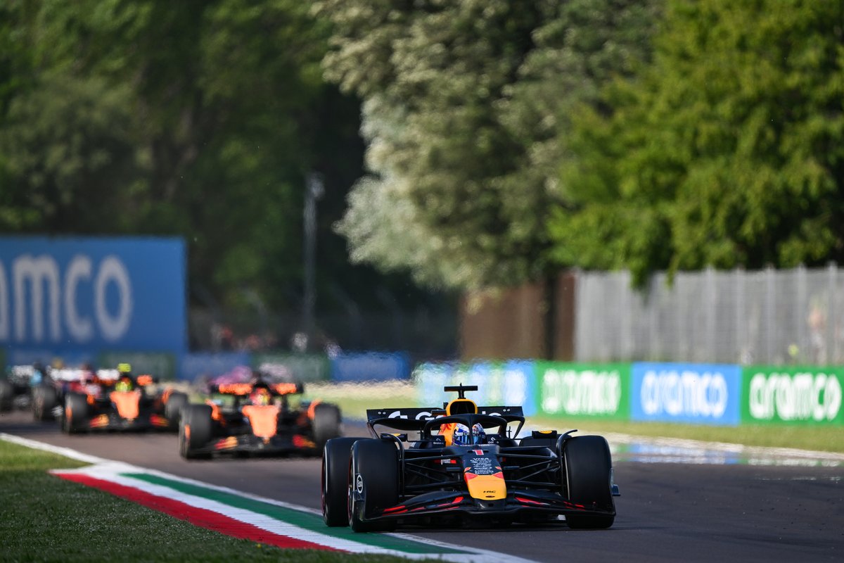 🇮🇹🗣️ |  Christian Horner when he's being asked about weighing between two champions and McLaren's decision of not swapping drivers earlier

"We got our full focus on the Driver's Championship and both guys are scoring, and the more that Yuki works his way up the order, the bigger