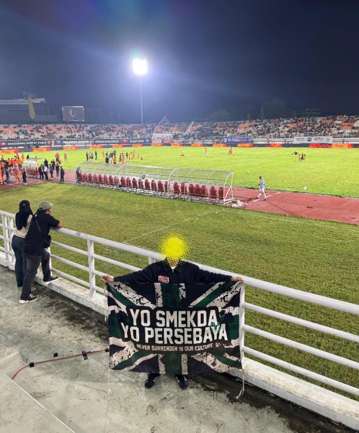 UltrasSmekda's tweet photo. KUNJUNGAN INDUSTRI S(A)MARINDA

ADA APA DENGANMU @persebayaupdate ? 

#smekdaliar
#yosmekdayopersebaya https://t.co/LelujLuRbp