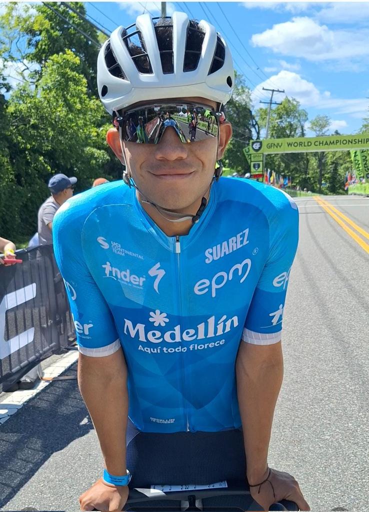 nuestrociclismo's tweet photo. #GFNY #Cycling 2th Grand Prix New York City
1⃣⁰ Sean Christian🇺🇸 (23 años, Arizona) Team Skyline 2h:58'
2⃣⁰ Brayan Sánchez m.t. @brayans1994 🇨🇴 @Team_Medellin https://t.co/GInN0Rtg8C
