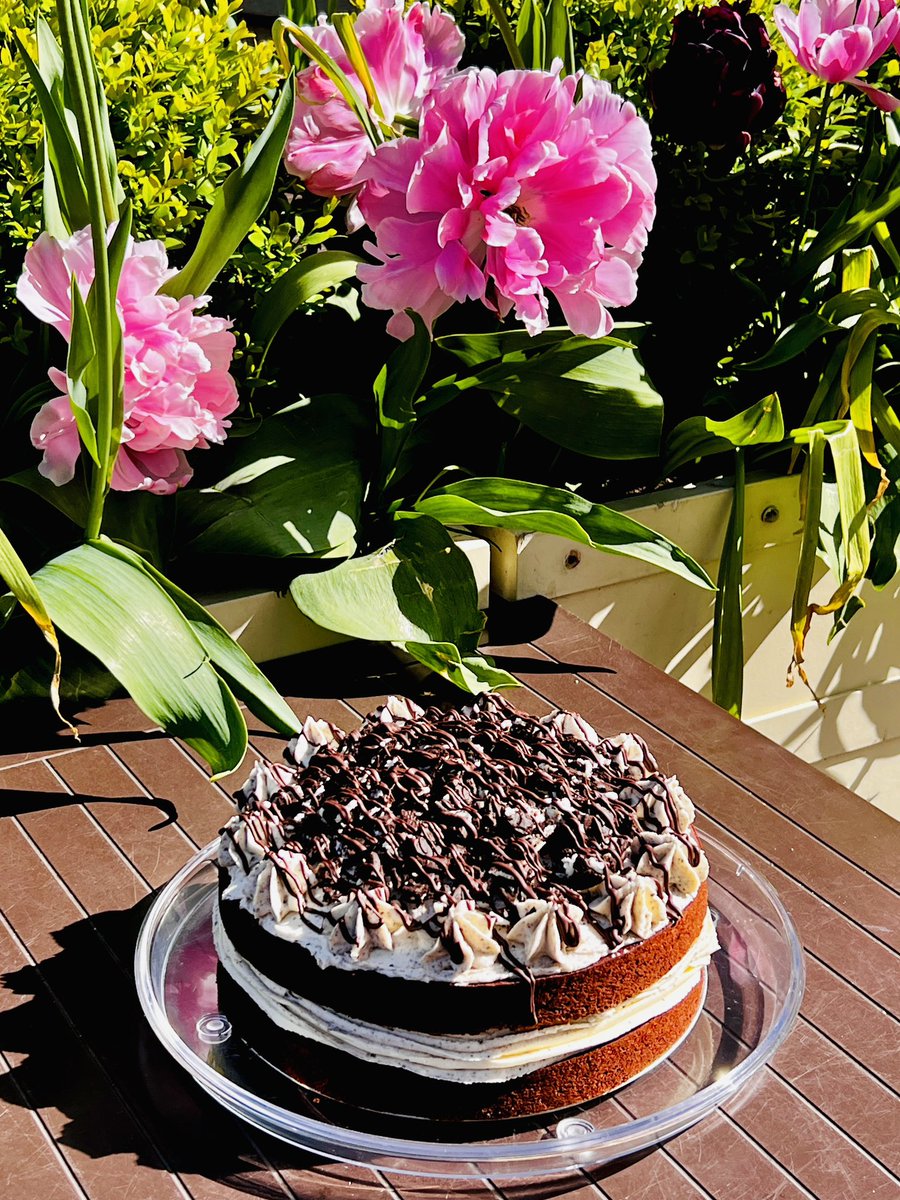 Cookies and Cream Cake on the counter tomorrow :) delicious #cake #cookiesandcream #Coffee #tulips #morpeth