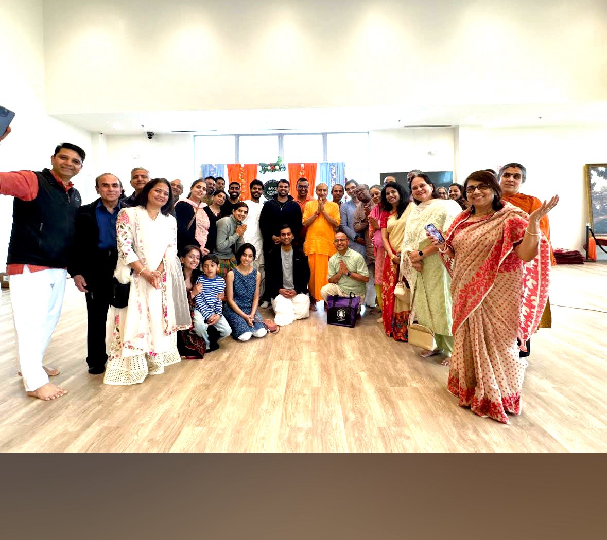 dilipcpa's tweet image. @GaurangaDas thanks for visiting and blessing #Iskon #Naperville Radhe Shyam temple