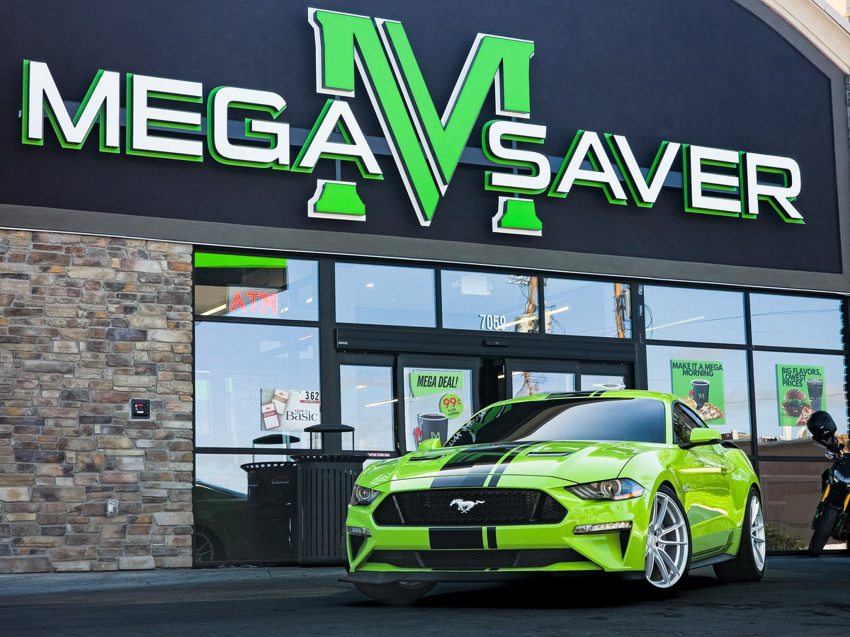 Luxrrrr's tweet photo. #HustleHardNebraska Cars and Coffee with #MegaSaver featuring this beautiful 2020 Mustang GT https://t.co/QzKTyMor35
