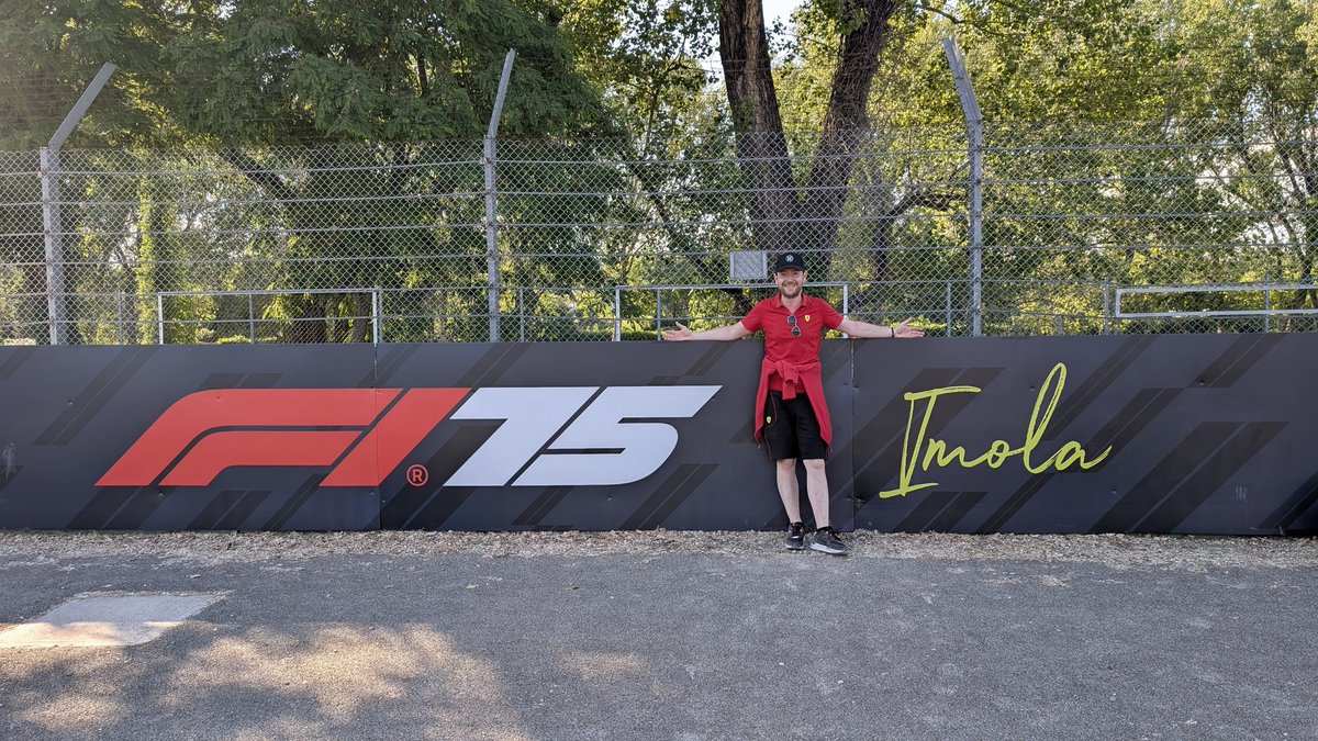 FormulaUnu's tweet image. Thanks @cryptocom for a wonderful F1 Imola GP @F1 💗