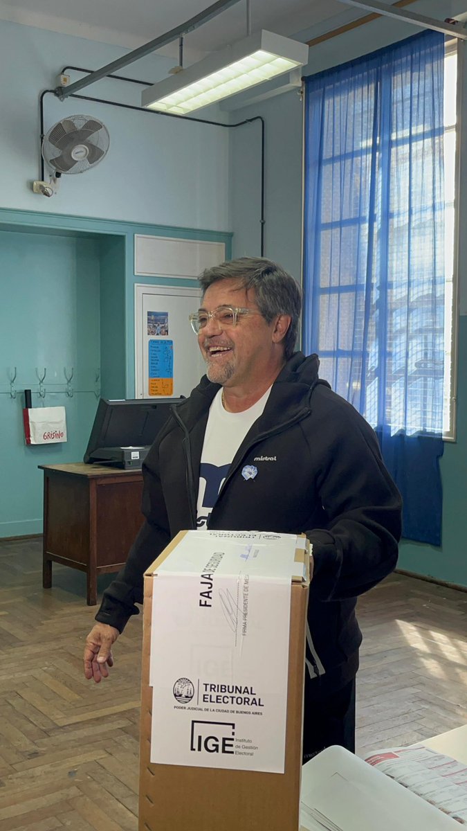 R Caruso Lombardi (@lombacaruso) on Twitter photo 