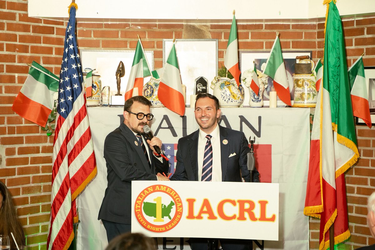 TheIACRL's tweet image. The Italian American Civil Rights League is on the forefront of all issues civic, political and cultural.
We took down Kamala Harris and Tim Walz after they attempted to rename our holiday “indigenous people’s day,” we fought to preserve our statues, and our work has just begun!