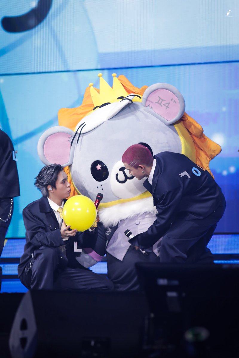 Jetaime_xx4's tweet photo. สิ่งนี้น่ารักกกกก ลูกคุณหนูววว ~ 

FLY TO THE SKY WITH GEMFOT
#LOLFanFest2025D2
#เจมีไนน์โฟร์ท #GeminiFourth
#Gemini_NT #Fourthnattawat https://t.co/rFROJDcxw4
