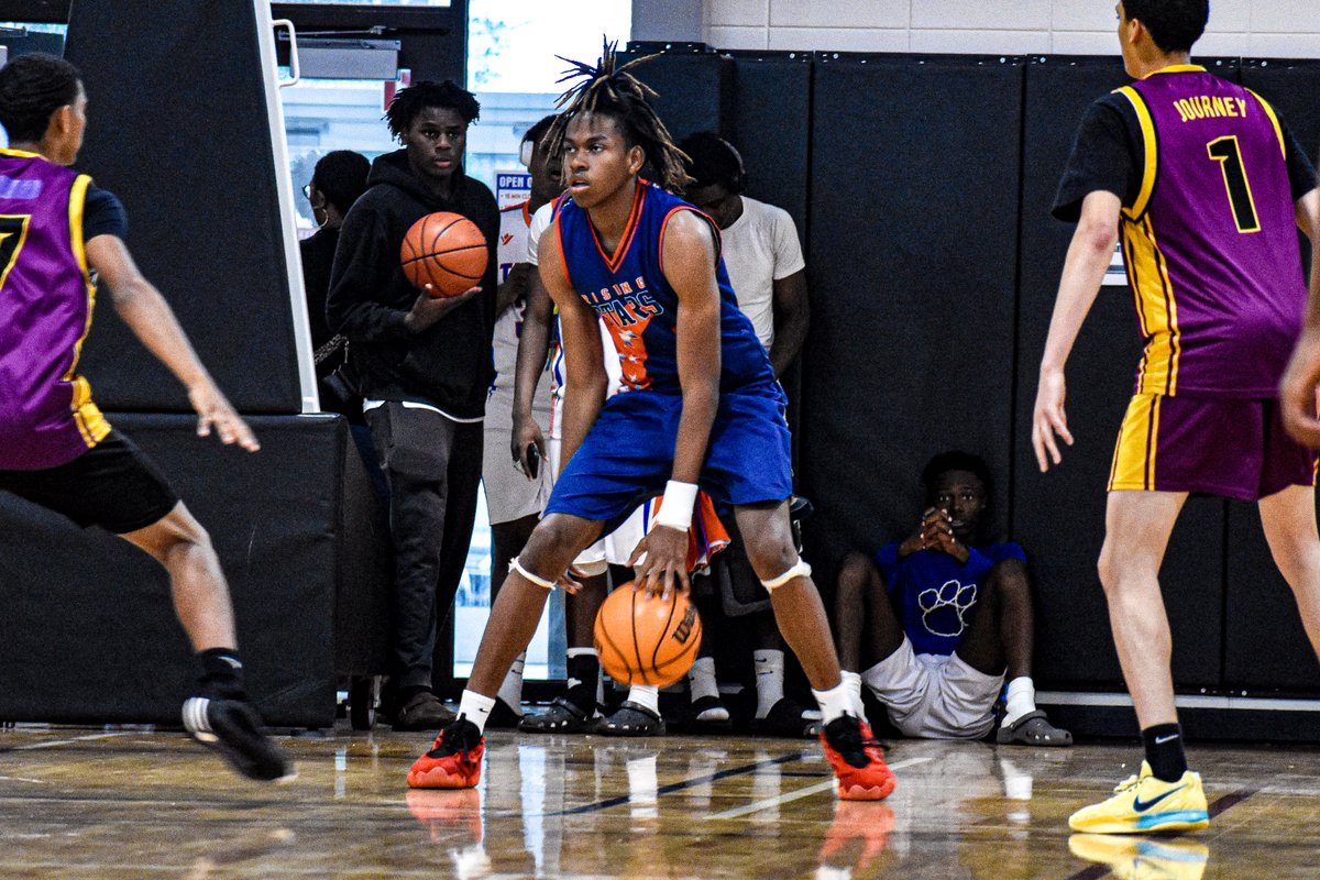 RYZE Hoops (@ryzehoops) on Twitter photo Middle Ga Rising Stars 2027 CG Michael Wright Jr. (<a href="/Michael10WJR/">Michael Wright Jr.</a>) has some serious sleeper potential in Georgia's 2027 class. Wheeler County guard is 6-foot-4, plays both spots in the backcourt, passes the ball extremely well, and showed he can score it from every level. One of Middle Ga Rising Stars 2027 CG Michael Wright Jr. (<a href="/Michael10WJR/">Michael Wright Jr.</a>) has some serious sleeper potential in Georgia's 2027 class. Wheeler County guard is 6-foot-4, plays both spots in the backcourt, passes the ball extremely well, and showed he can score it from every level. One of