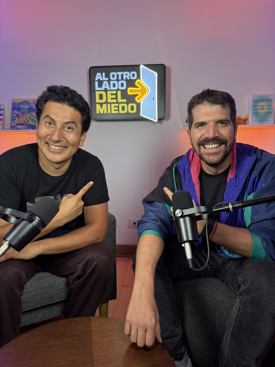 La DIVERTIDA e INSPIRADORA HISTORIA de como <a href="/ArmandoMachucaC/">Armando Machuca</a>  Pasó de ser "MUÑECO de DUNLOPILLO" a estar en TV.

Una conversación divertida, honesta e inspiradora sobre cómo reírse de los fracasos, perderles el miedo y entender que todo llega cuando tiene que llegar.