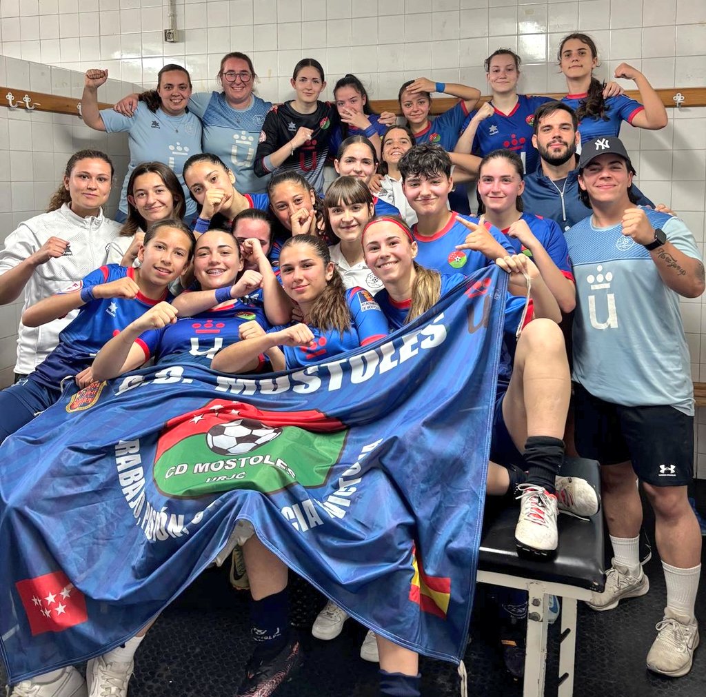 CanteraMostoles's tweet photo. 𝗙𝗘𝗠𝗘𝗡𝗜𝗡𝗢 🔵
🏆 PRIMERA | Gr. 4
➡️ J26
✅ JUVENIL B 🆚 Inter Promesas | 10-0
⚽️⚽️⚽️ Oihane 
⚽️⚽️⚽️ Emilia 
⚽️⚽️ Ara 
⚽️ Clara
⚽️ Inés https://t.co/5Ax52KnpfJ