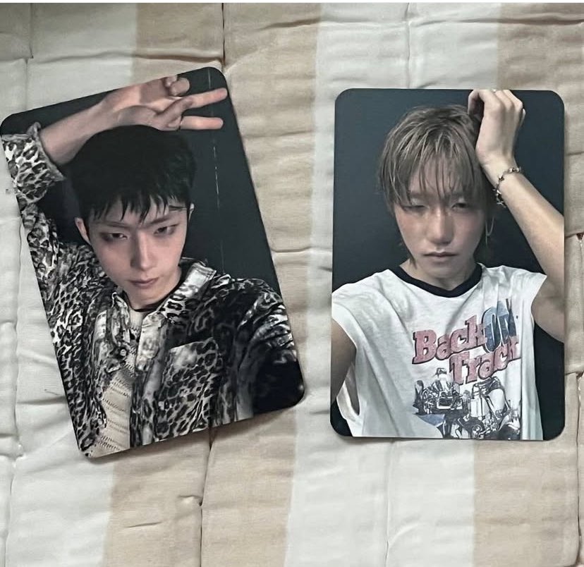 yjyclouds's tweet photo. . . . #yjygos
[ GR / EU ]
wts lfb p1harmony duh poca 
Broadcast photocards

• price ; 18€ ea
• initial , ems , doms

#p1h #p1harmony #포카 #피원하모니 #duh! https://t.co/KTfo5sZrPM
