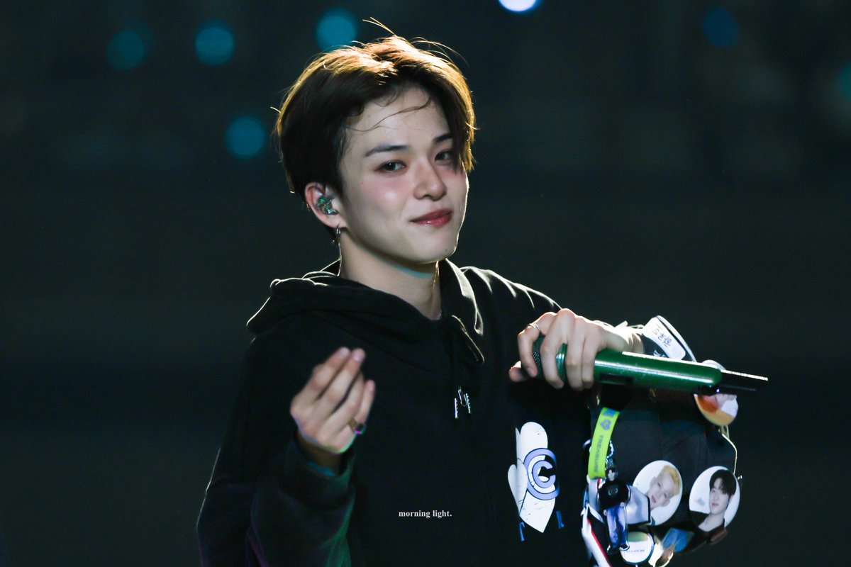 모닝 라잇☀️ tweet media