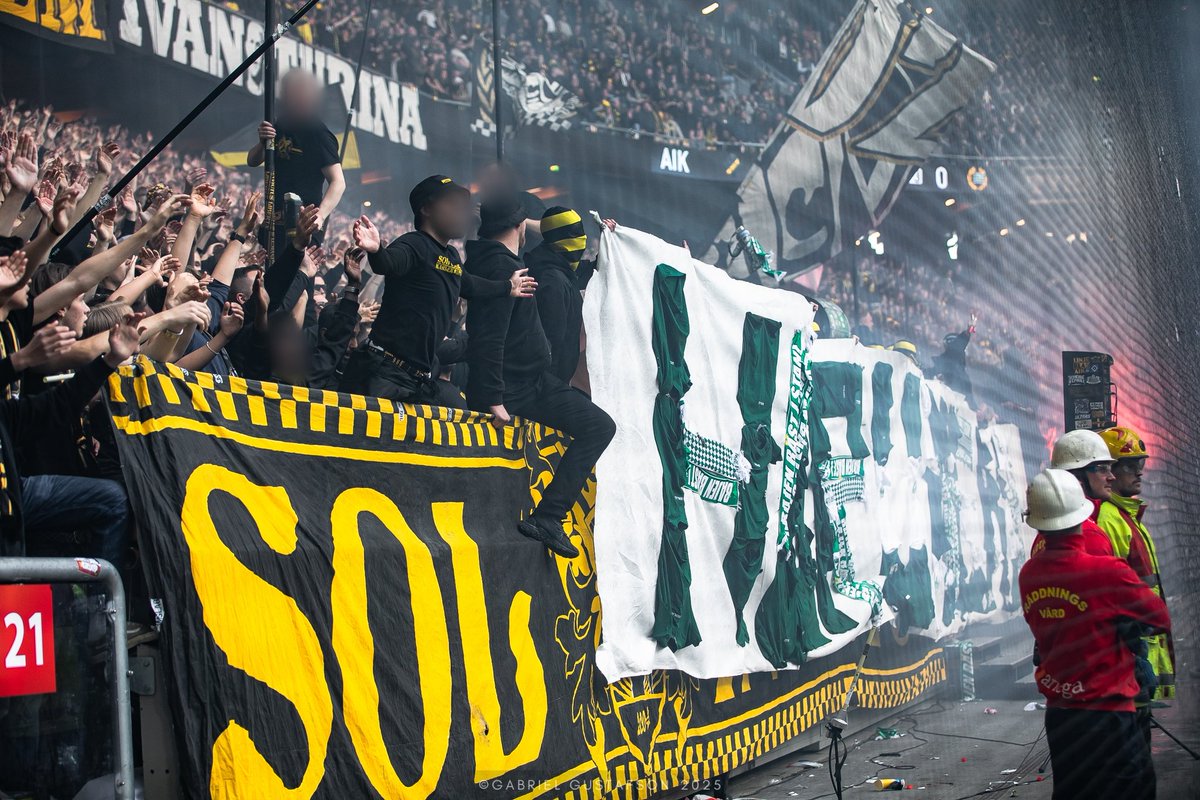 Sverige.scenen tweet media