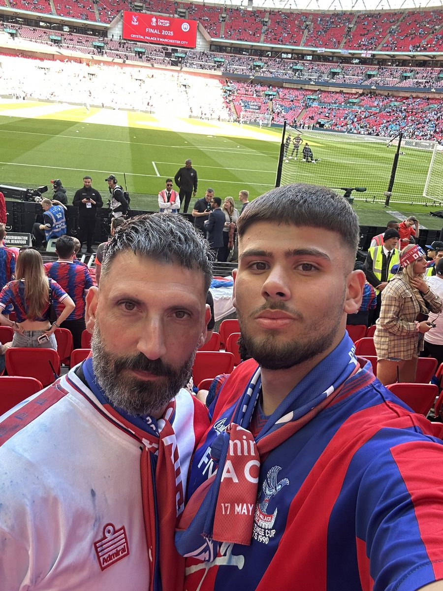 NeophytouKyri's tweet photo. Just want to thank this man for getting me hooked with this football club from a little boy, will never be more grateful for the days I spend with my father at the palace. Had some lows and Many highs, Days like yesterday will never be forgotten. Love you always. @jasonneo80 #UTP https://t.co/SD9oycSJz6