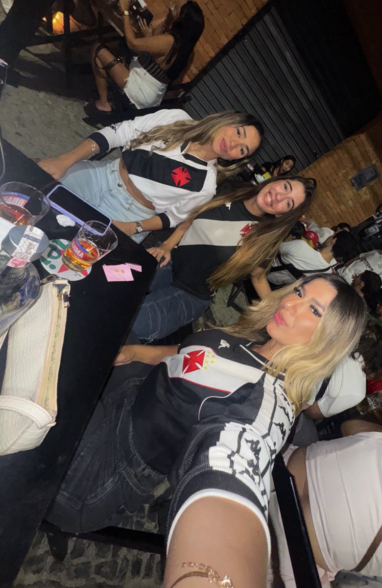 Ohanaacosta's tweet photo. Ao Vasco, tudo 🍻♥️ https://t.co/icuv0QuCWa