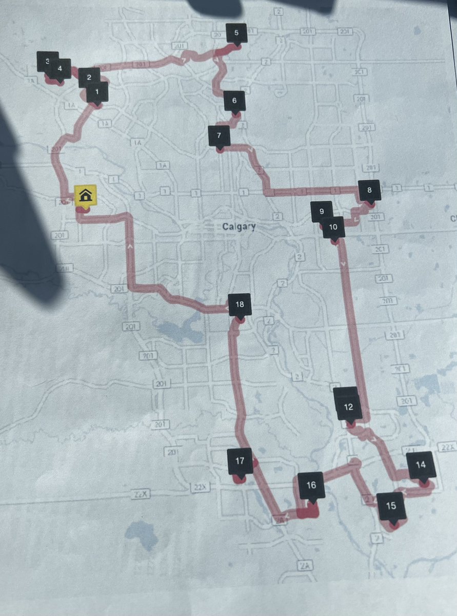 JeffDavisonYYC's tweet image. How’s your May Long Weekend, #yyc? Hats off to our volunteers who travelled around the city yesterday for our lawn sign blitz. The support is incredible and Calgarians are ready for change! Will you join me? Request your #lawnsign today:

jeffdavisonyyc.com/requestasign

#change2025
