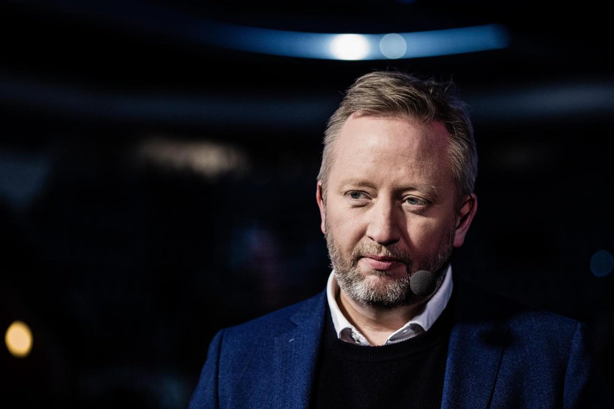 TV4 förlänger med Fredrik Söderström.
hockeynews.se/nyheter/expert…