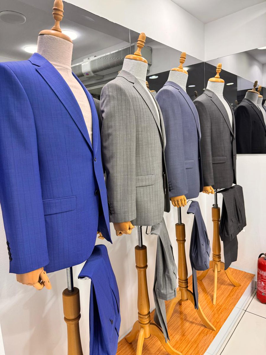 DesignsBossBig's tweet image. Your next outfit upgrade is just one fitting away.

📍 Big Boss Designs – Sonalux Building, Opp. Family Bank, Moi Avenue
📞 0739 665299

#TailoredForGreatness #BigBossDesigns #TuesdayStyle