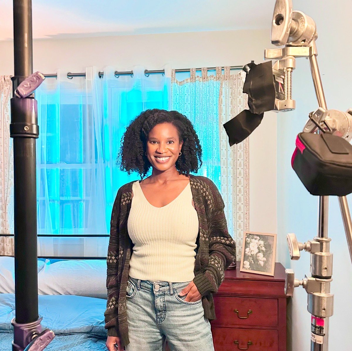 itstaibrown's tweet photo. 📣🎬 BOOKED: On set of short film “PERMISSION TO SPEAK” by Jemeiya Naeemah. Day one as FAYE! 

#BlackActress #LeadingLady #TaiBrown https://t.co/MZCfVfWdzn