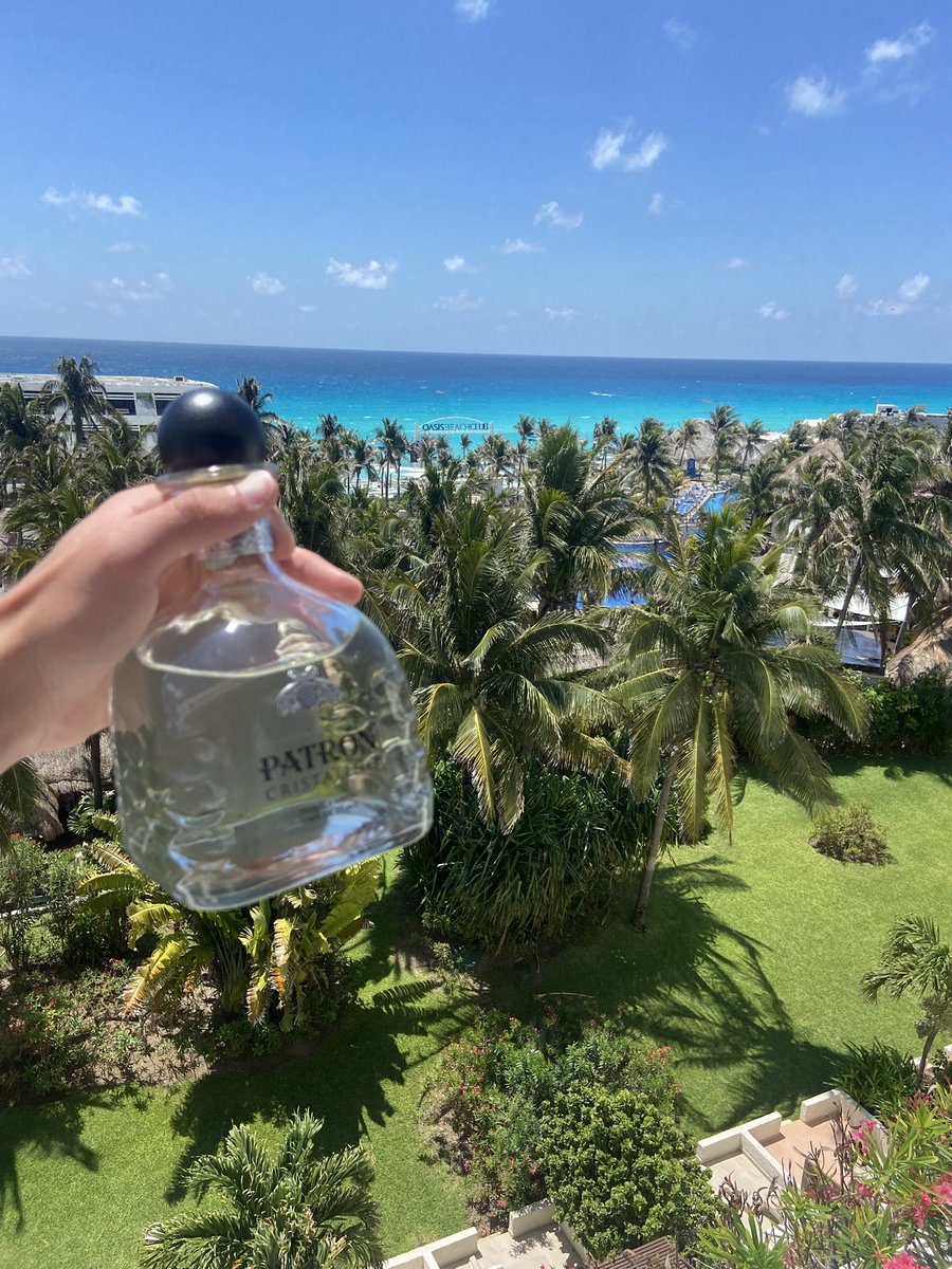 BDickinsly's tweet photo. Neighbor from New Zealand gave us a free bottle of patron #expand #notallheroswearcapes https://t.co/KwMCRkKlZ4