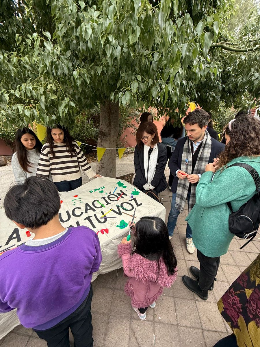 Nos unimos como país y ya somos parte del Movimiento por Lanzarote <a href="/corp_opcion/">Corporación Opción</a>, <a href="/pacto_ninez/">pactoninez</a>, <a href="/ciudaddelninocl/">Ciudad del Niño</a>, <a href="/bloqueporlainfa/">bloqueporlainfancia</a>, <a href="/TremendasCL/">TREMENDAS</a>, <a href="/Paicabi/">ONG Paicabi</a>, <a href="/crea_equidad/">Crea Equidad</a>