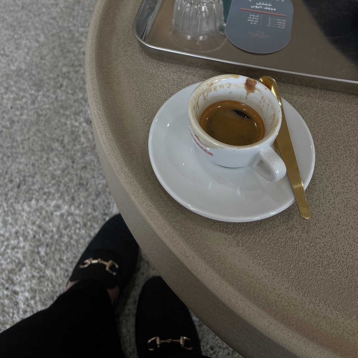 pxt3__'s tweet photo. «أتقهوى وما طرى علي الا اللي نظرته
تبري العقوق و تلوي خشم الضيق والنّكاده» https://t.co/bDQujh2nNL