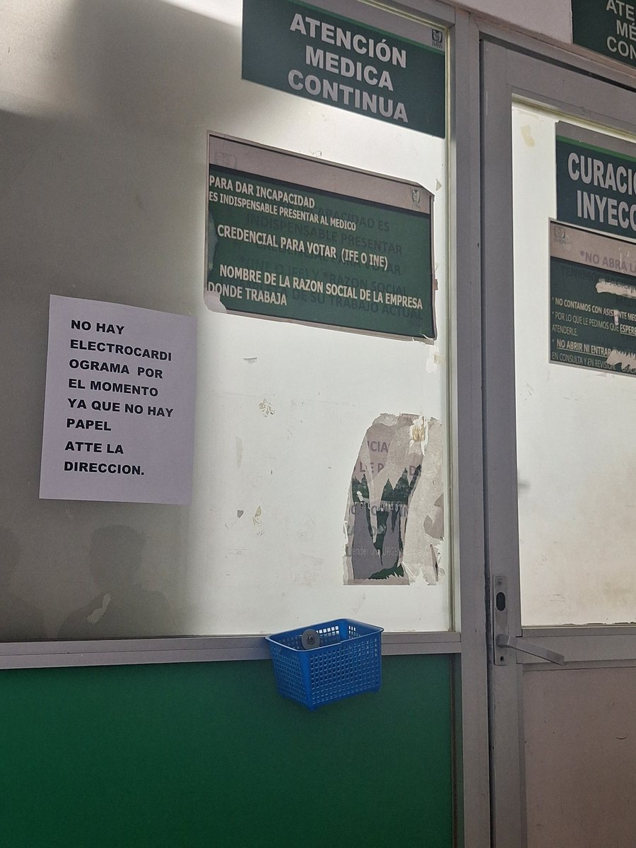 NimoNel's tweet photo. @Tu_IMMS es enserió IMMS!! Tanto q nos descuentasn x 15na, para no contar con algo básico en la clínica 16 del Mpio de Temixco, Morelos!! Haber @Claudiashein no que el IMMS iba a estar bien armando!!? https://t.co/OnslUTrdon
