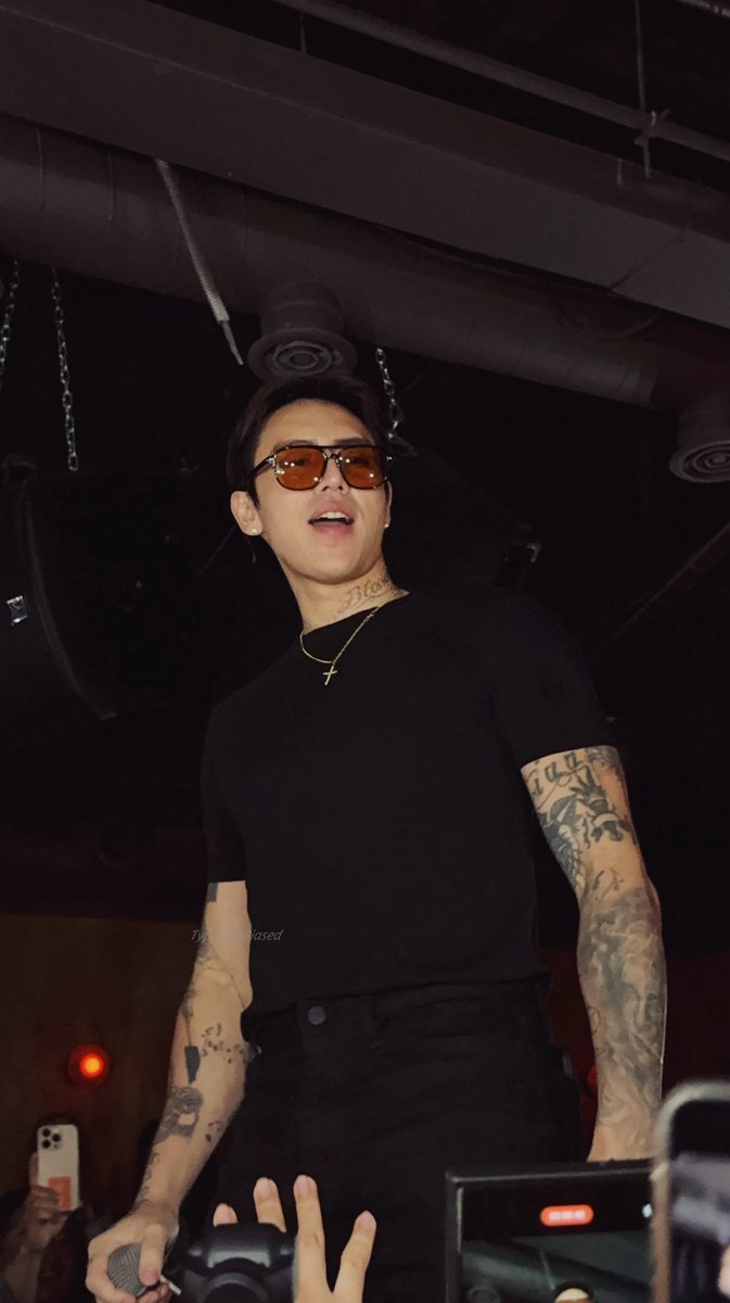 TypicallyBiased's tweet photo. 250515 BOLERO Itaewon, Seoul

@DPRIAN_ ✨ (1) 

#DPRARTIC #DPRCREAM #DPRIAN #NoDrugsReleaseParty https://t.co/EHuiDBAMpv