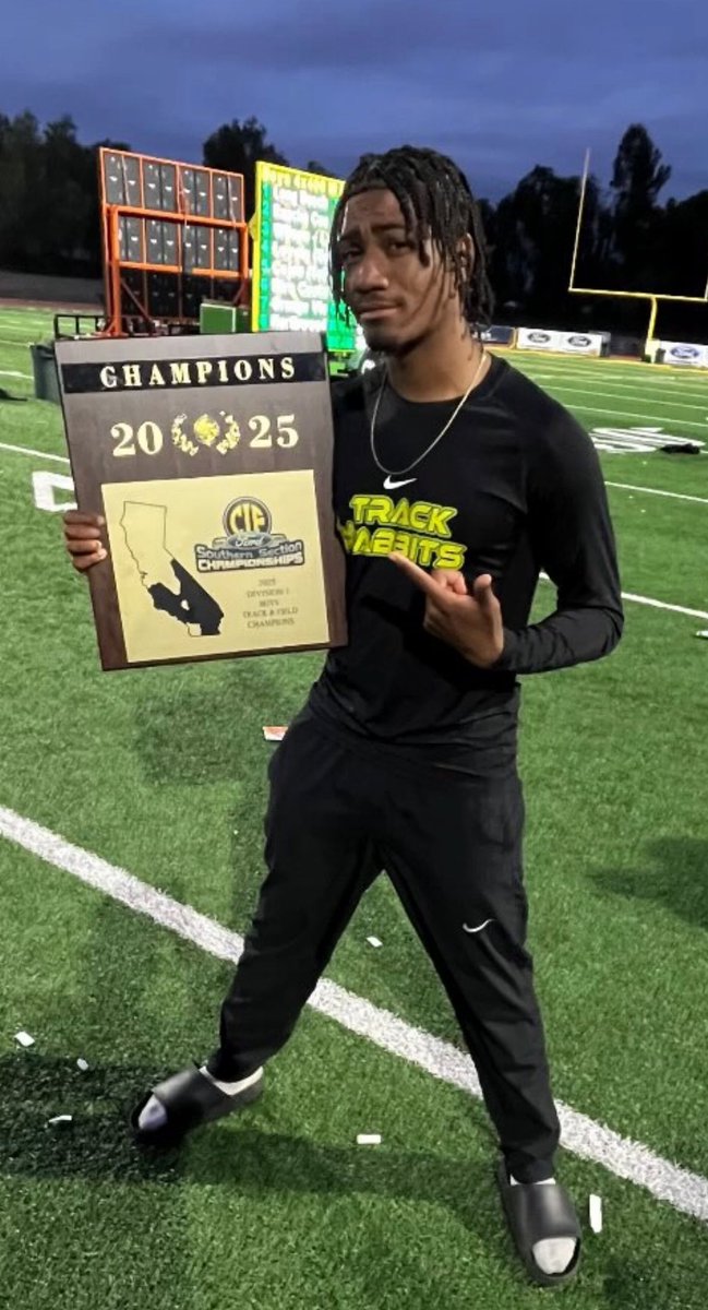 Jwestonjr_1's tweet image. Back 2 back D1 CIF Champions we did that @crystal_aw4life @LBPolyTrack_XC @johnwdavis @562sports