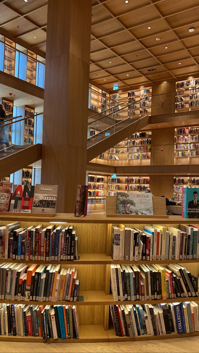 if you’re looking for me, I’ve officially moved into this bookstore 🧸🛋️