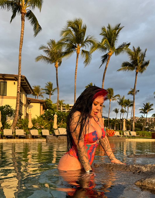 Watch Salice Rose's leaked NSFW photo on TwXstars