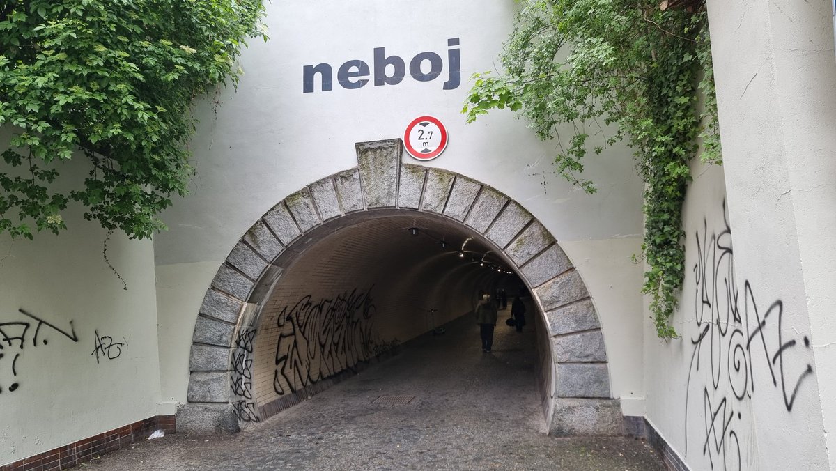 redneck_petr's tweet photo. Užijte si ten nedělní večer.🍻🎸🌟
#karlin https://t.co/FBrmRKjG8k