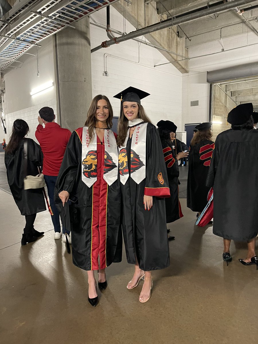 UST Volleyball tweet media