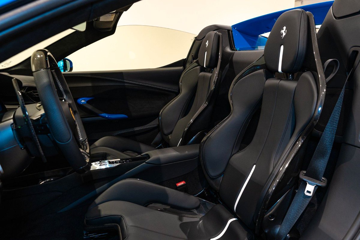 Azzurro Dino Ferrari 296 GTS