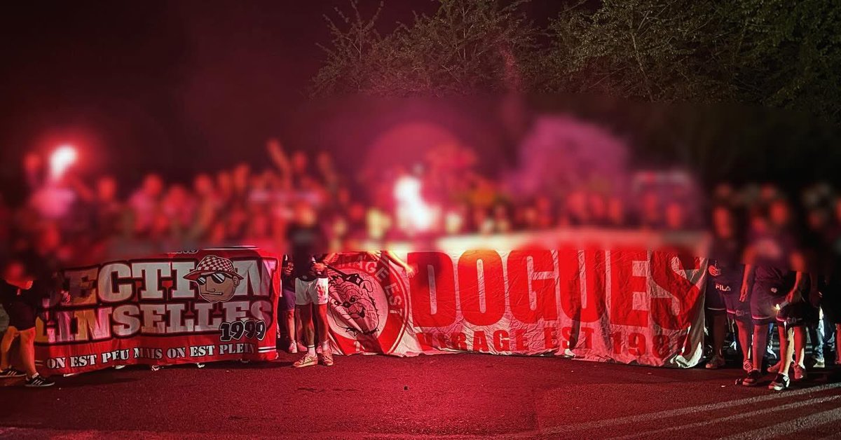 Nous souhaitons un joyeux anniversaire aux <a href="/DoguesVirageEst/">DoguesVirageEst1989</a> ! #lille