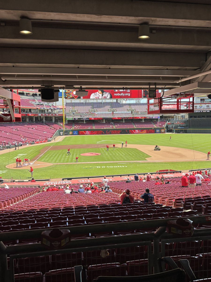 Beautiful day for a ball game!⚾️