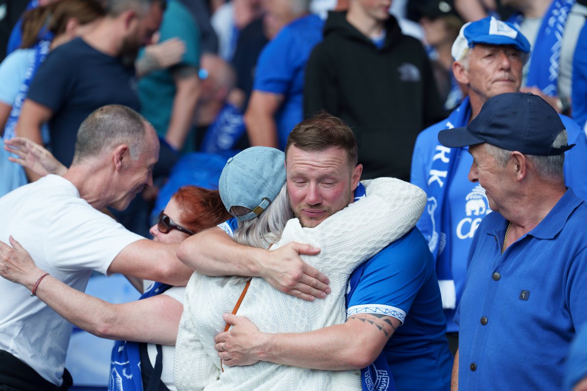 Everton's tweet image. A place that means so much to so many. 😢

#EndOfAnEra