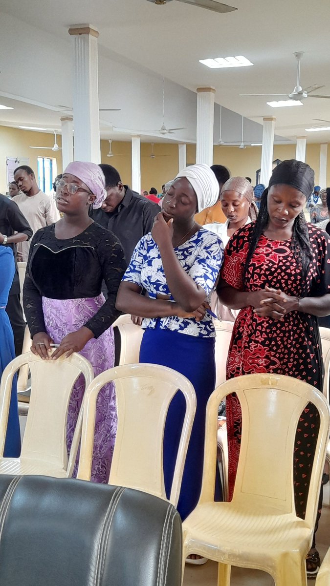 YPFOrozo's tweet photo. The Awaken Giants 

#dclmabj
#YPF
#giantawakening 
#YPFFCT
#YoungProfessionalsForum
#SundayService https://t.co/MUbdMqQHpI