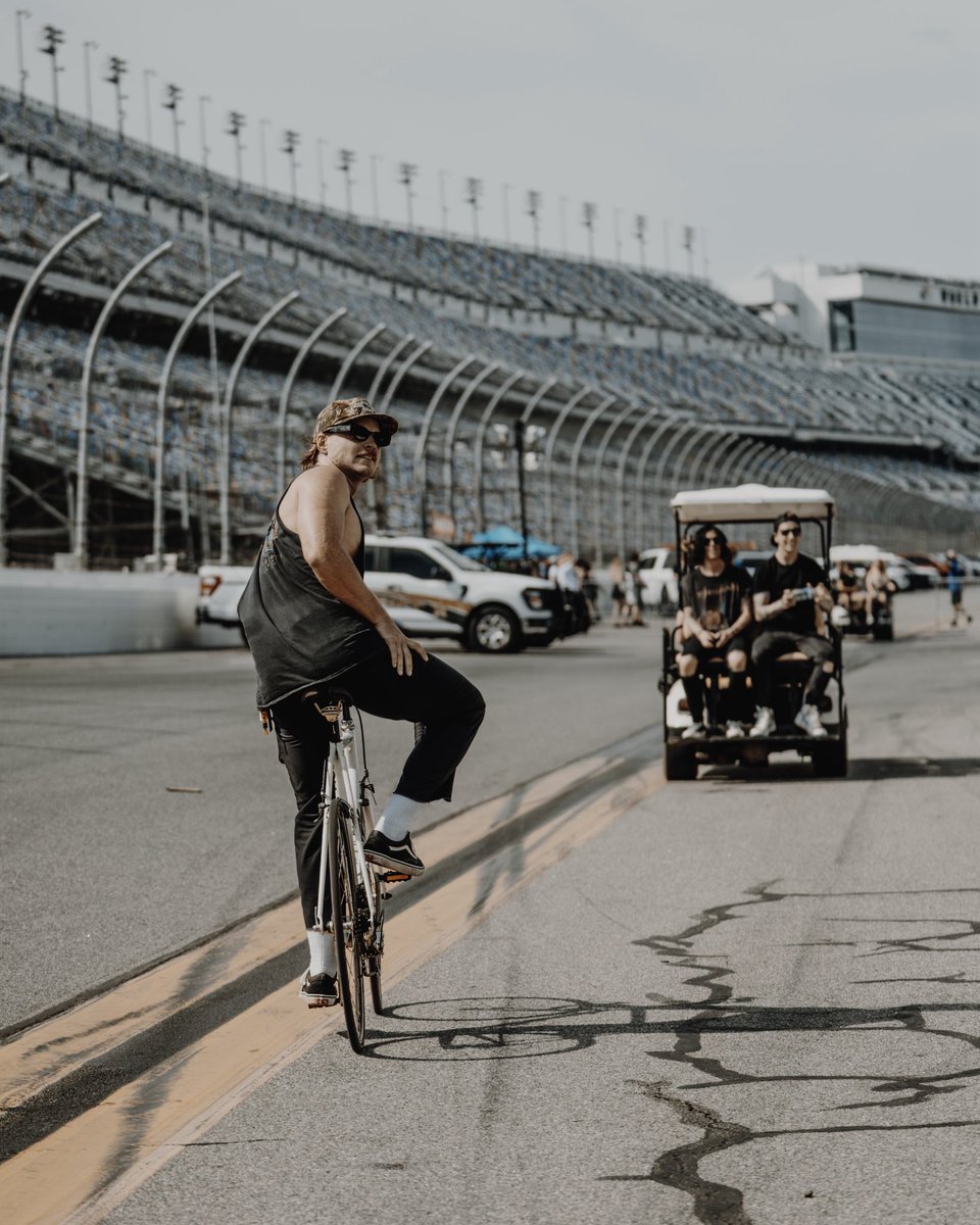 Thanks for having us <a href="/RockvilleFest/">Welcome To Rockville</a>! 🙏

📷 <a href="/jamescoffmann/">James Coffman</a>