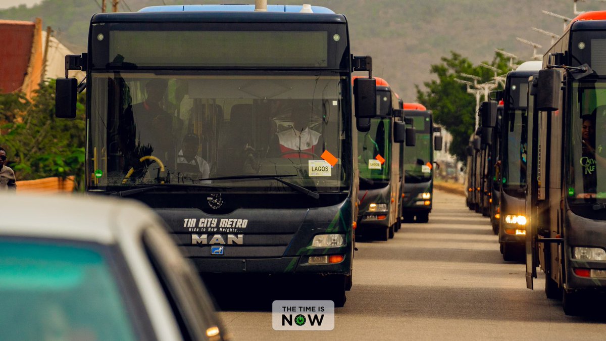 _TheTime_isNow_'s tweet photo. New Tin City Metro Buses Arrive in Jos – A Milestone in Governor Mutfwang’s Urban Transportation Vision. https://t.co/RsaQg1NtFw