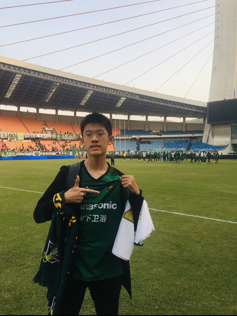 HolmesdaleChina's tweet image. “Go back to your country and support your LOCAL.” 🤬
“Don’t worry, there’s no clash for what I’m doing right now.” 😉
#CSL #ChineseSuperLeague