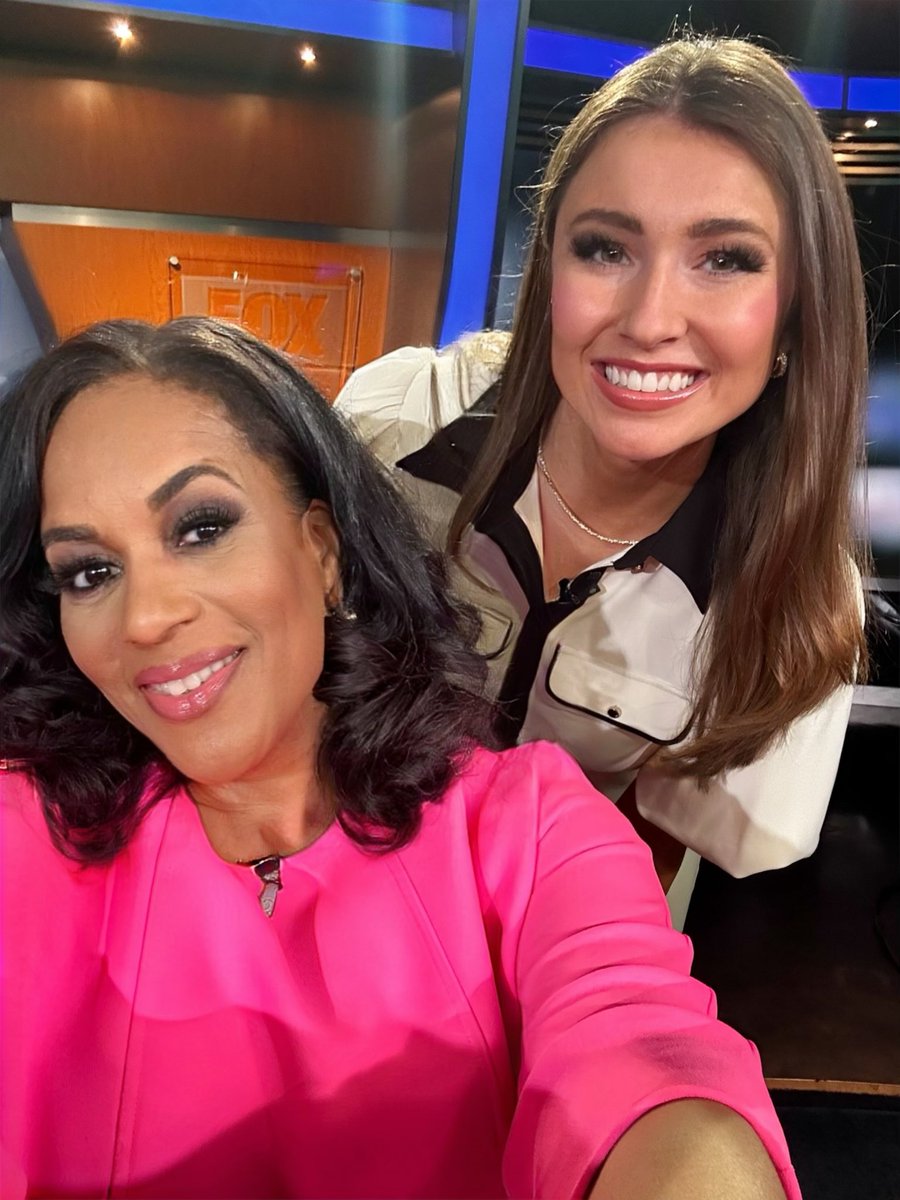 DAnglinFox4's tweet image. Got to tag team with @wxkyliecapps anchoring Good Day Saturday and Good Day Sunday! First time in a while— and always a treat! #FOX4News