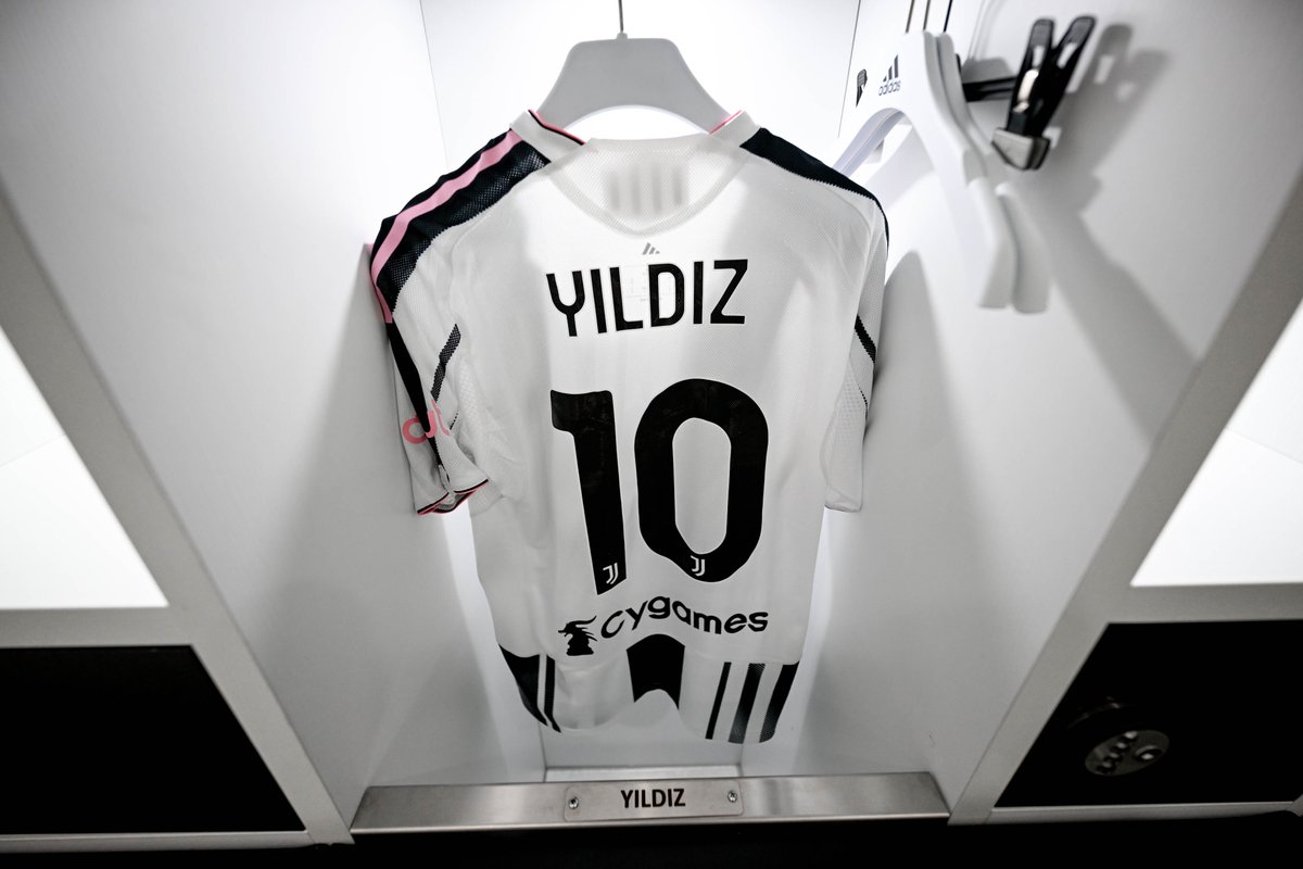 Ready to rumble in our 🆕 <a href="/adidasfootball/">adidas Football</a> strip! 😍